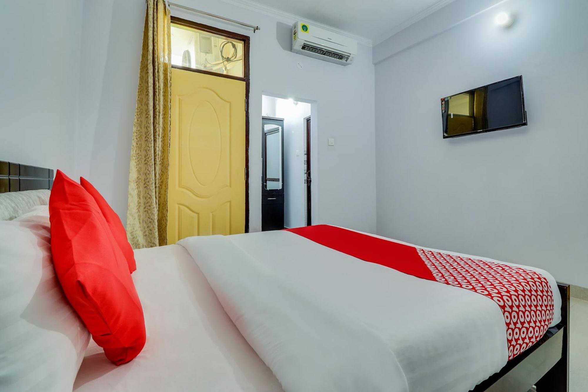 Hotel O Vgs Chinhat Экстерьер фото