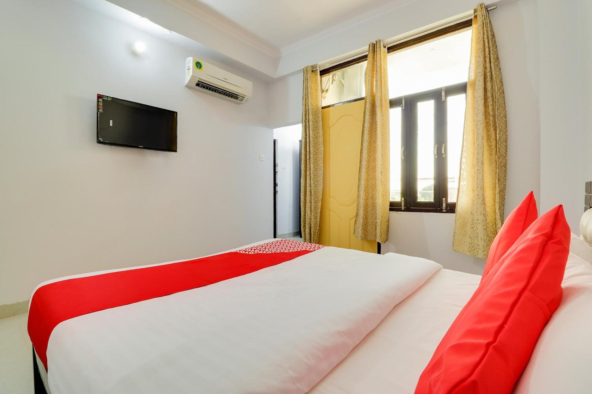 Hotel O Vgs Chinhat Экстерьер фото
